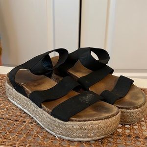 Steve Madden Platform Sandals